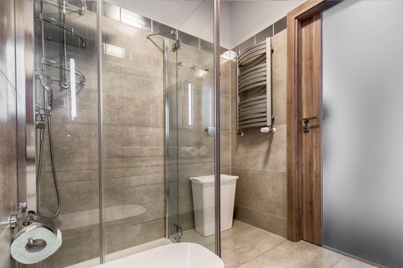 Apartament Superior De Lux - Porta Mare Дзивновек Экстерьер фото