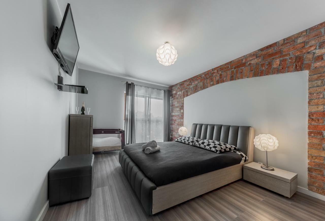 Apartament Superior De Lux - Porta Mare Дзивновек Экстерьер фото